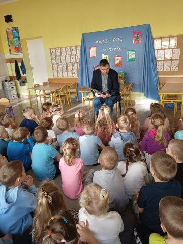 b_1024_768_0_00_images_2023_2024_Zerowki_Czytanie_387869338_787335486527735_4337527515896089938_n